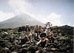 79 rio lava volcan Arenal.jpg